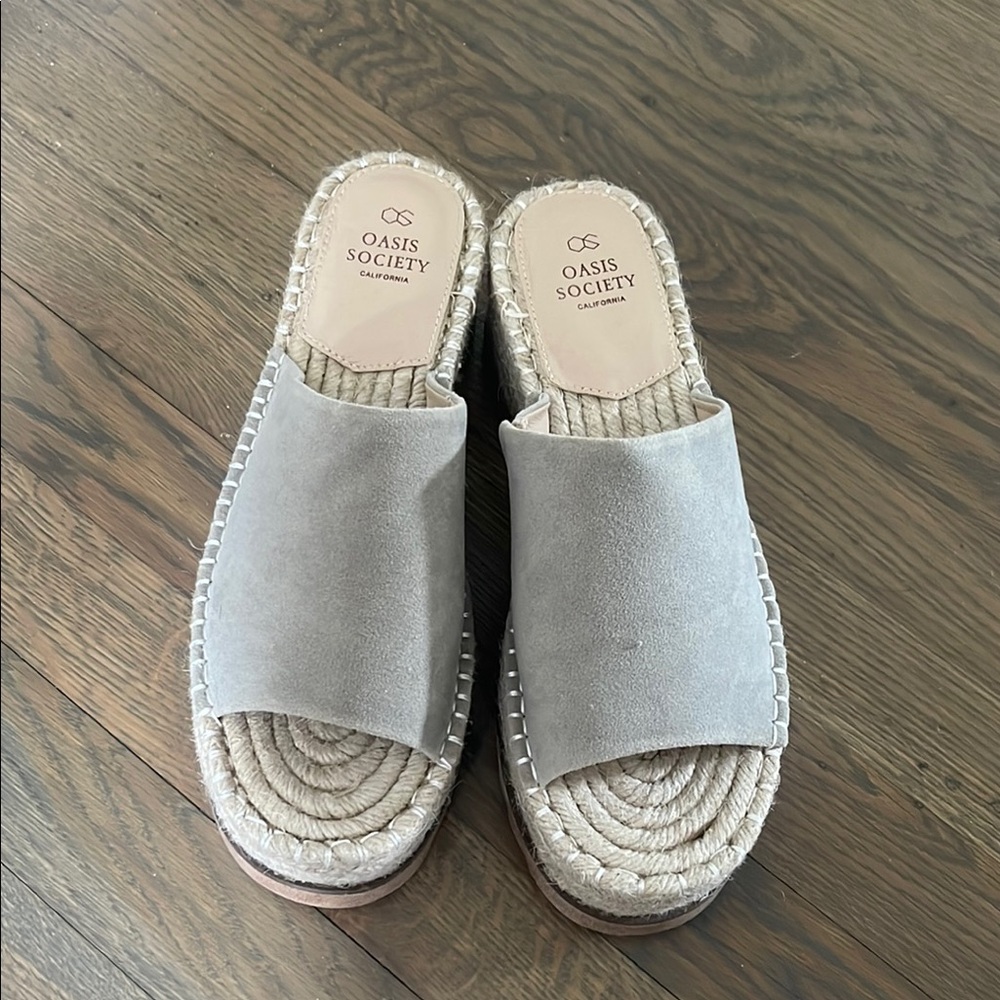 Society Gray Women's Slide Sandals